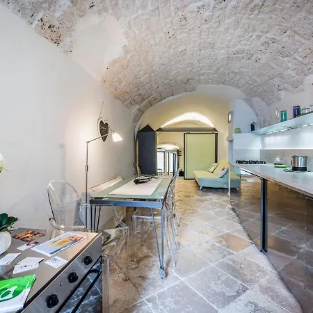 Timeless Holiday In With Bar And Fireplace Holiday home